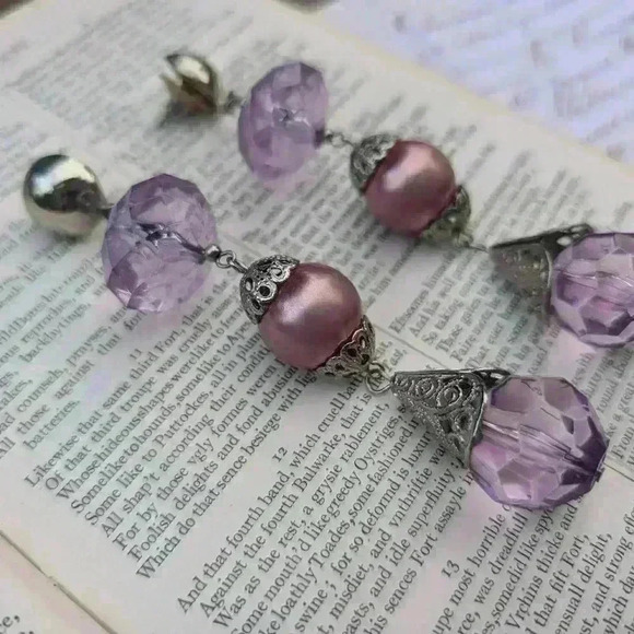Vintage large statement earrings purple glass beads - Picture 4 of 7